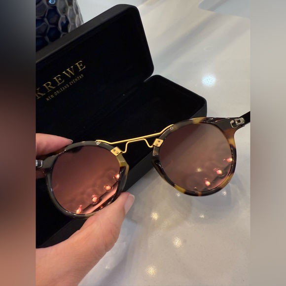 KREWE St Louis Sunglasses with Gold Frame and Pink Lenses - Picture 10 of 11